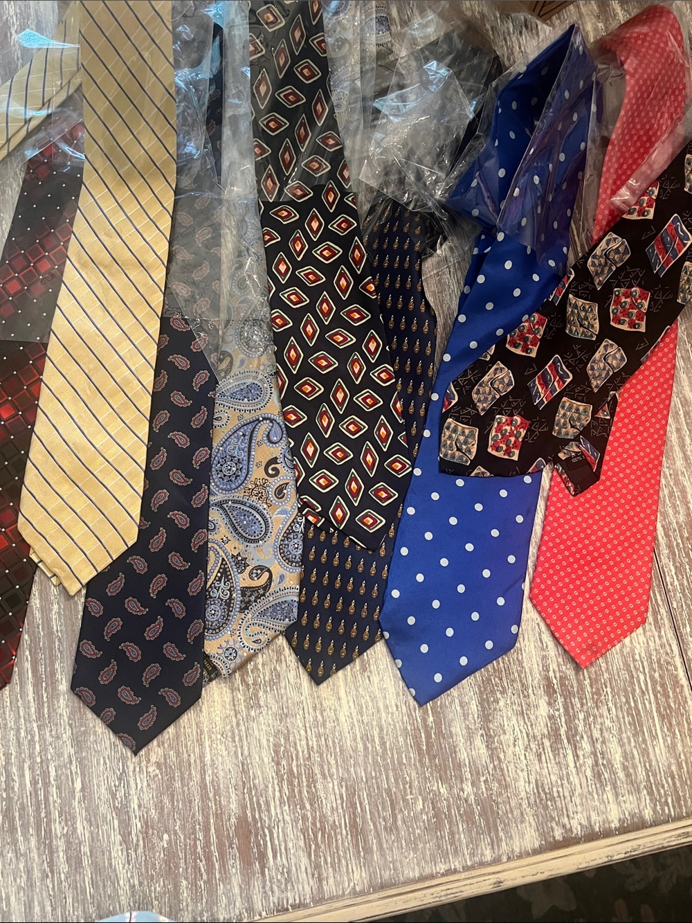 Set of 10 Assorted brands Classic Men's Ties  Blue, red, gold. New in pkgs